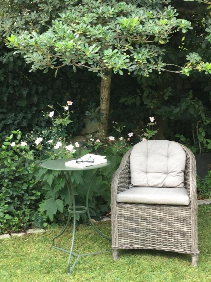 Chambre Cote Jardin Nîmes Buitenkant foto